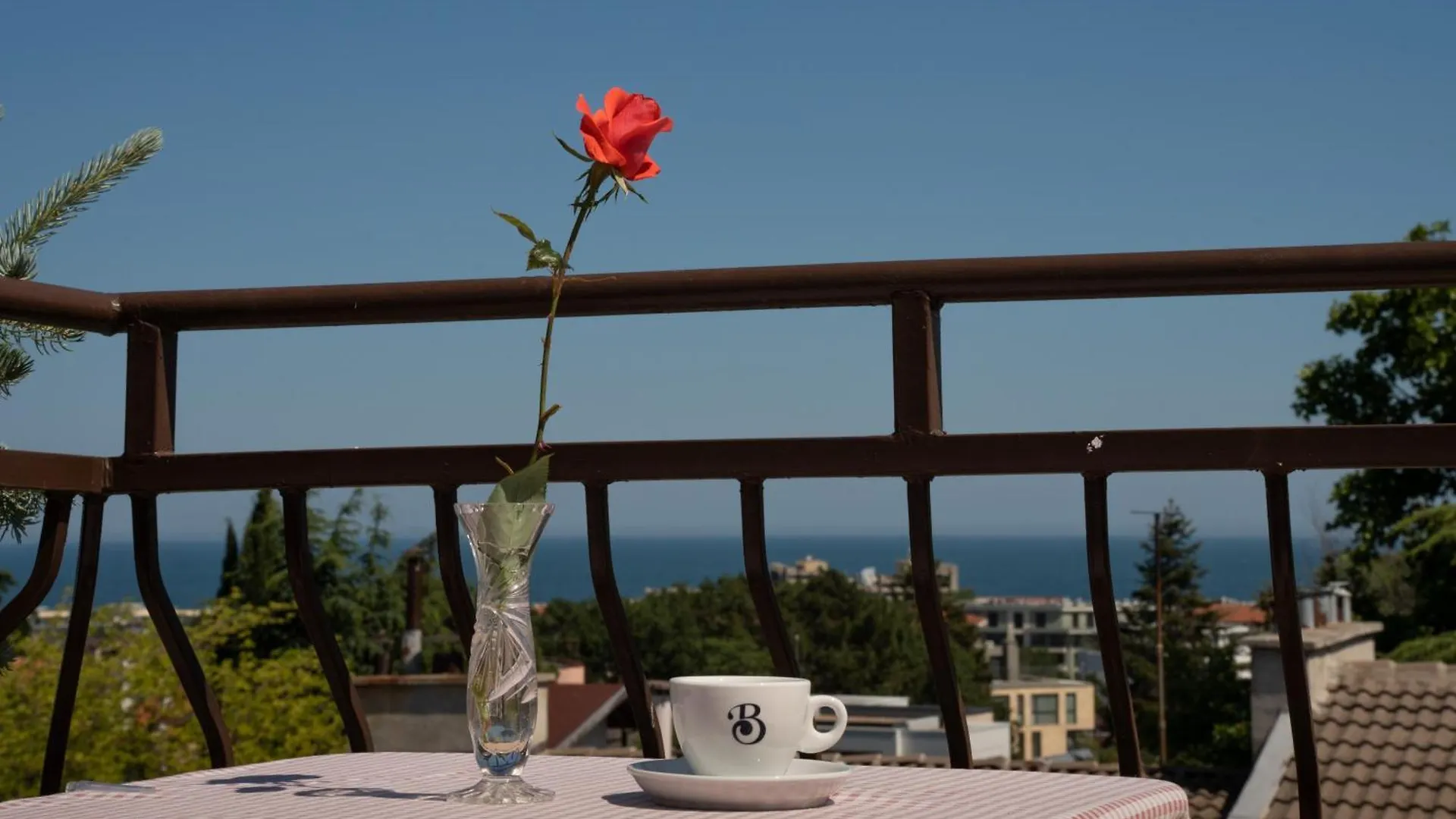 Guest House La Casa Varna 3*,  Bulgaria
